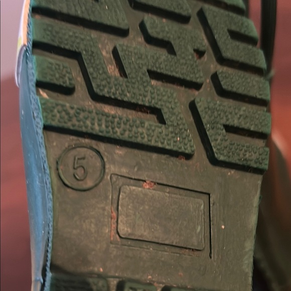 Kids Green Dinosaur Water Shoes - Picture 5 of 5